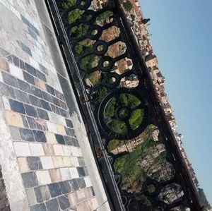 Meet your Posher, Chakib